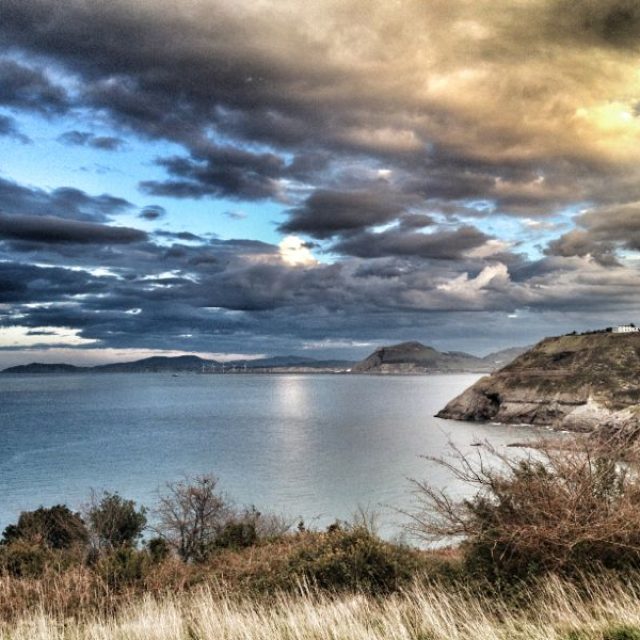 Pescando chipirones en Cantabria